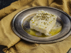 Маринованный греческий сыр Фета
