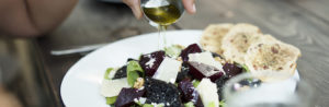 С чем едят оливковое масло